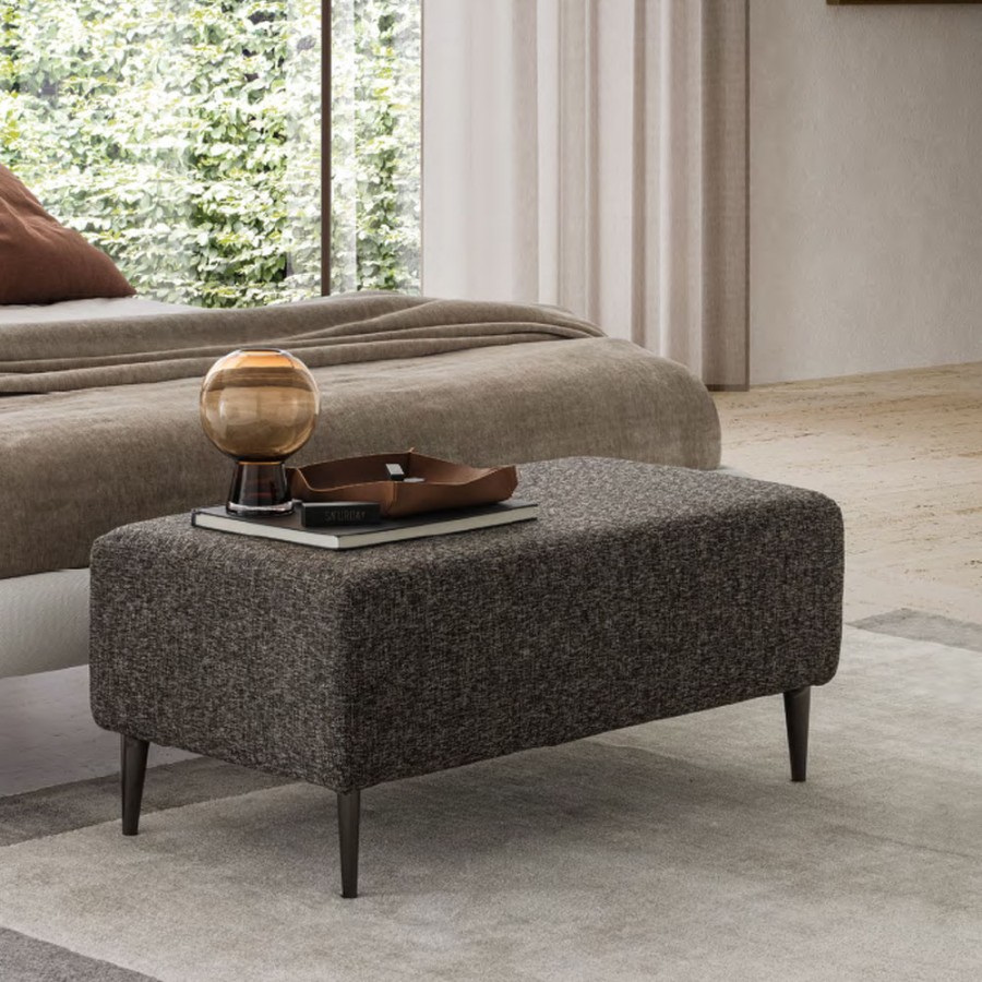 Taburet tapitat Le Comfort, Eline